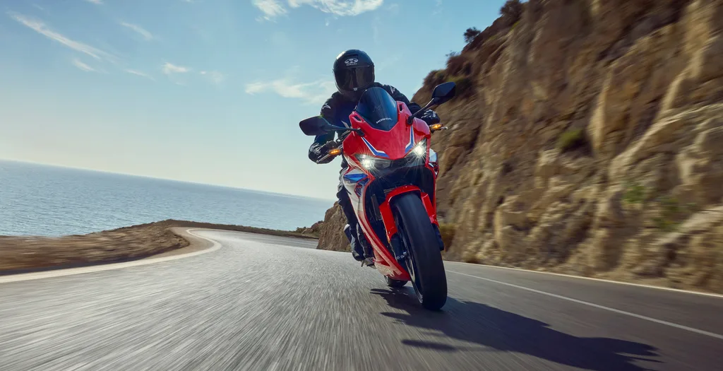 motos A2 con mejor relación peso potencia