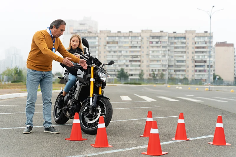 Precio clases practicas de pista carnet A2